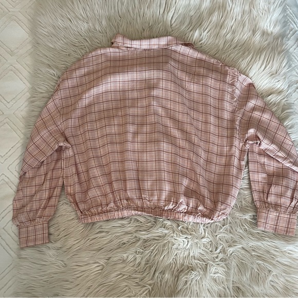 Cato | Plaid top - Picture 9 of 10